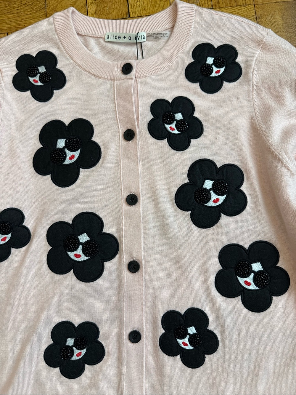 Alice + Olivia
Ruthy Flower Stace Face Cardigan  in English rose - Picture 8 of 14